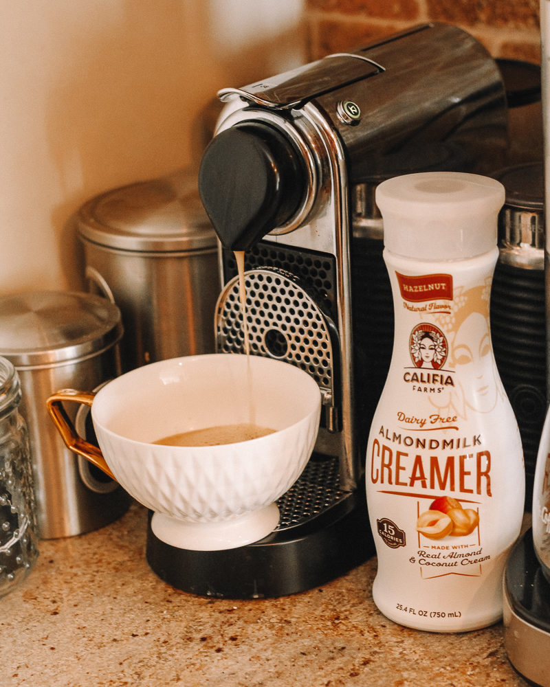 how to make a Nespresso latte at home | how to save money by making coffee at home | Nespresso machine reviews | hazelnut almond milk latte recipe | how to make a latte at home | Nespresso machine | Califia Farms Almond Milk Latte | Nespresso Citiz & Milk machine |